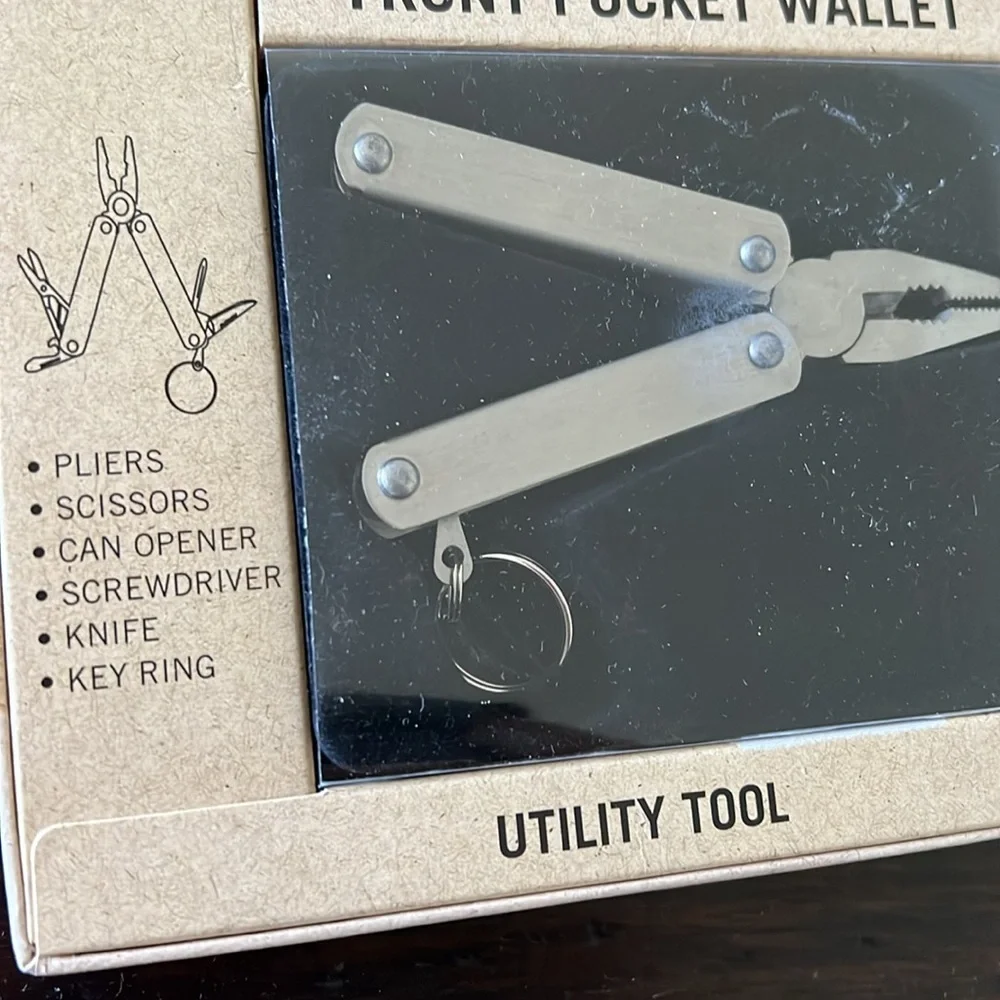 Dockers gift set front pocket wallet ID holder with utility tool - Picture 8 of 9